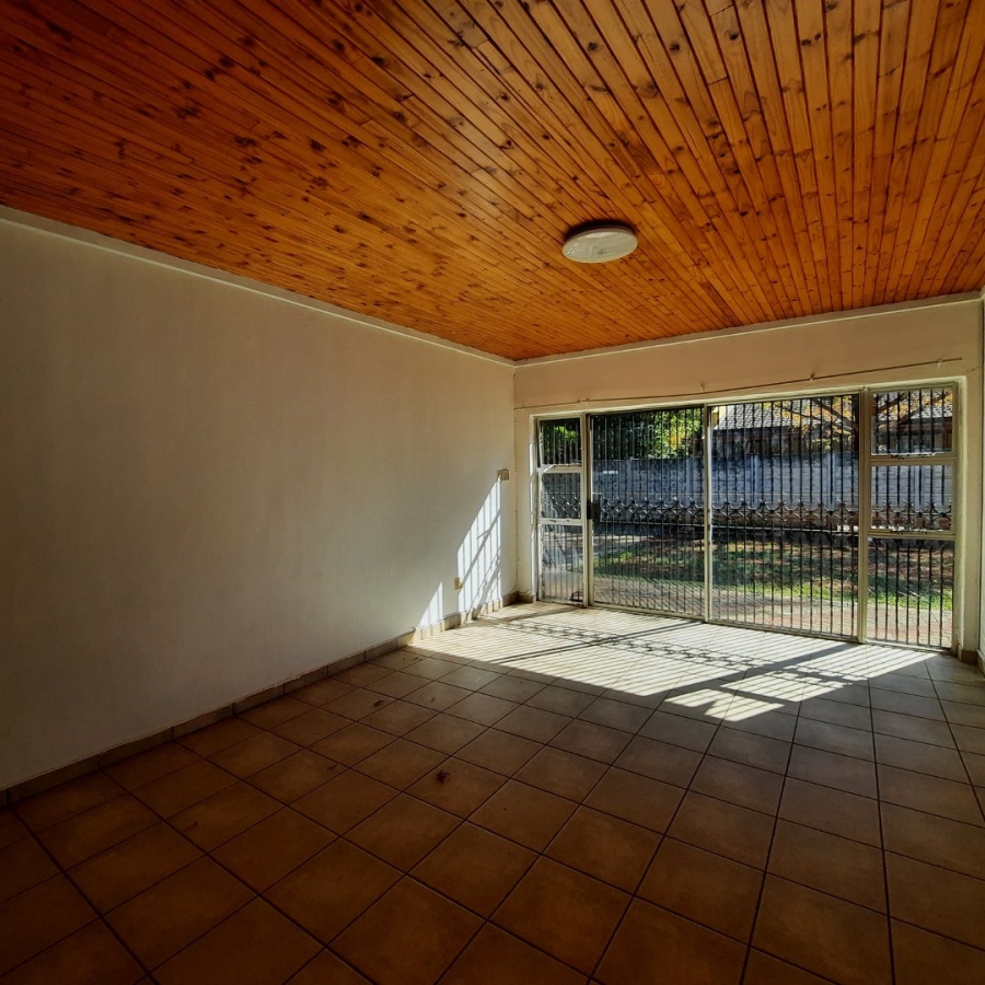 3 Bedroom Property for Sale in Langenhovenpark Free State